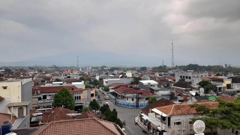 Prakiraan Cuaca Kota Tasikmalaya Hari Ini, Senin 13 Oktober 2025