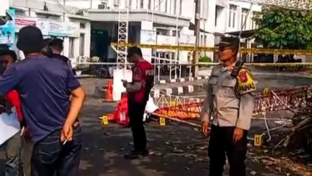 Tower Triangle Ambruk di Kompleks Perkantoran Purwaharja Banjar, Dua Pekerja Tewas