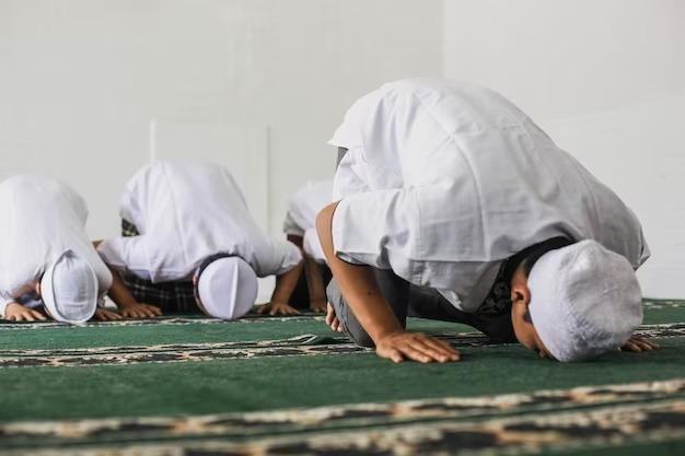 Jadwal Sholat Hari Ini di Kota Banjar, Kamis 25 Desember 2025