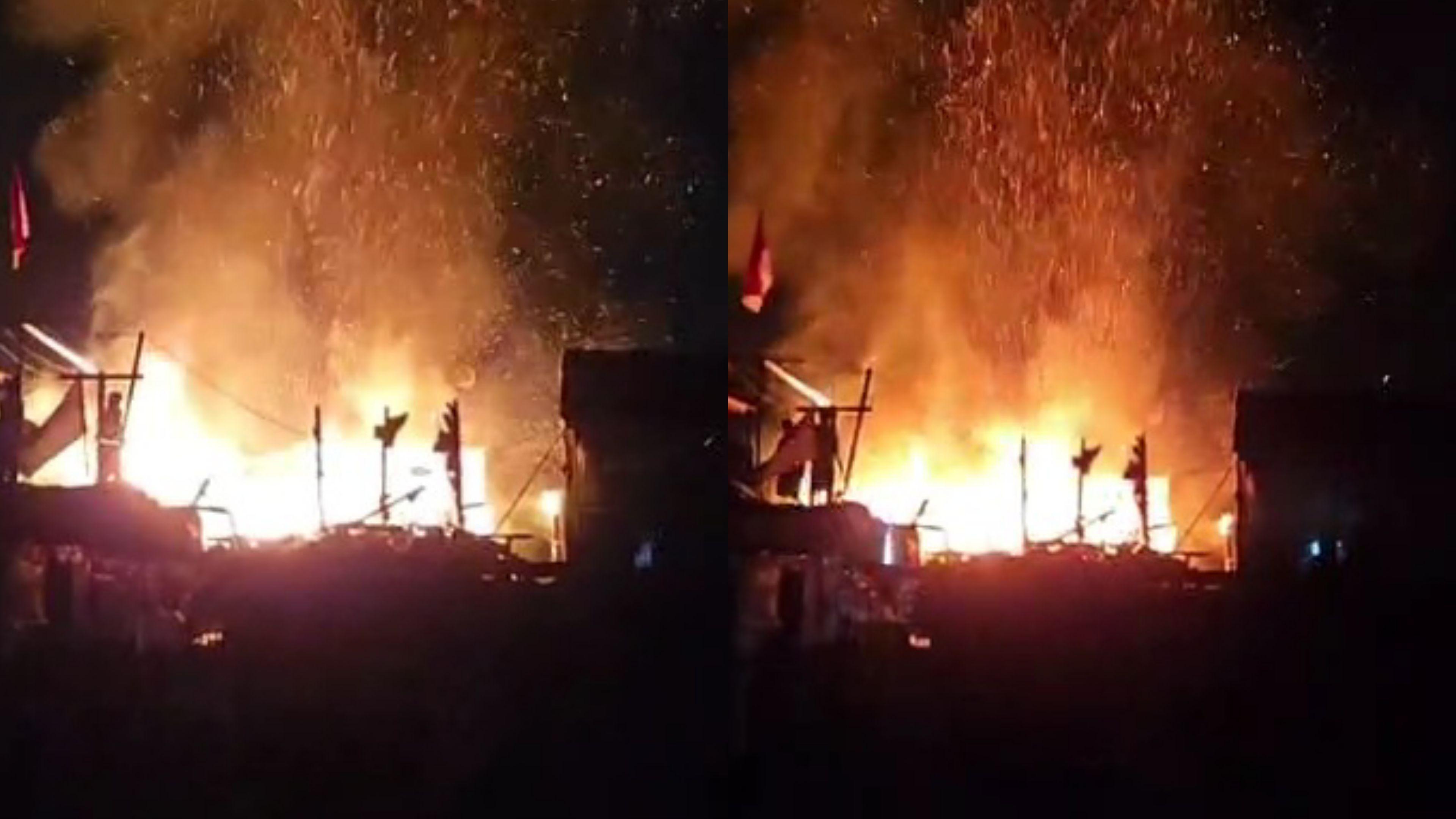 Dua Rumah di Cikareo Purbaratu Tasikmalaya Hangus Dilahap Si Jago Merah, Warga Panik!