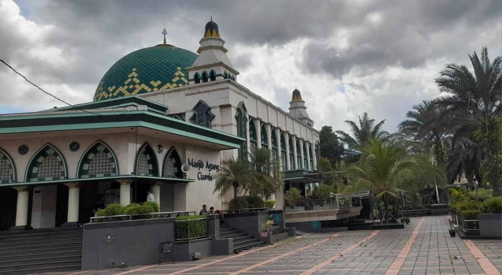 Jadwal Sholat Hari Ini di Kabupaten Ciamis, Sabtu 16 Mei 2026