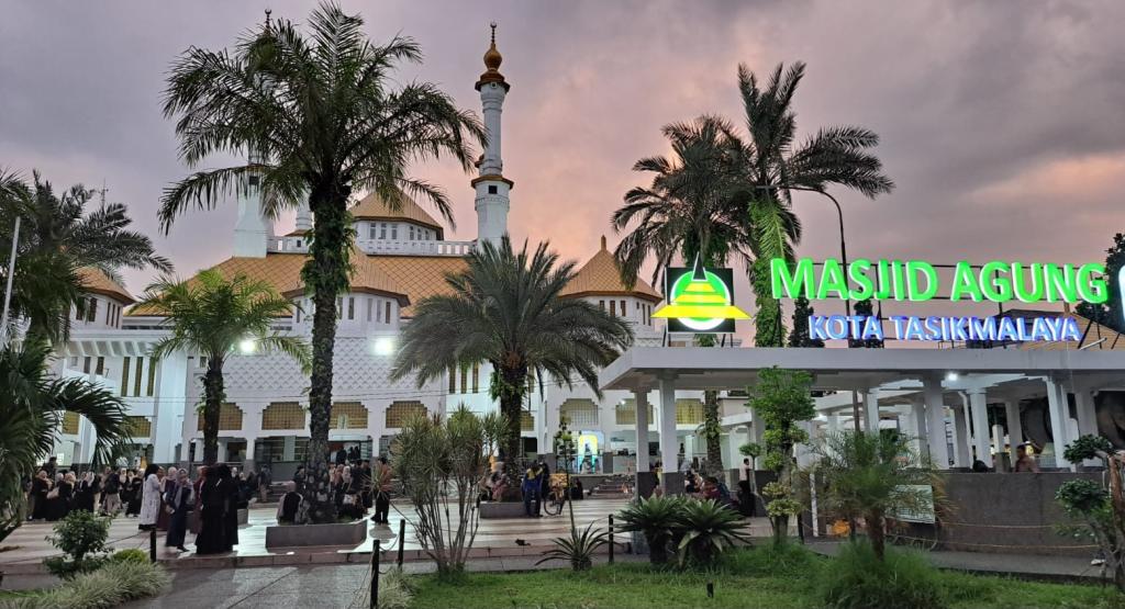Jadwal Sholat Hari Ini di Kota Tasikmalaya, Selasa 2 Desember 2025