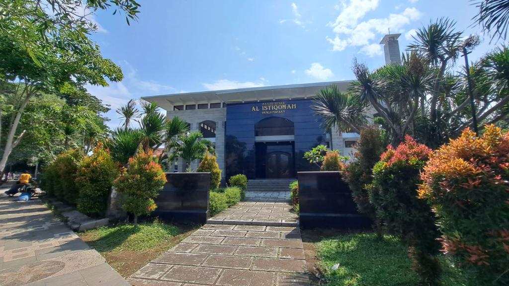 Jadwal Sholat Hari Ini di Kabupaten Pangandaran, Jumat 10 April 2026