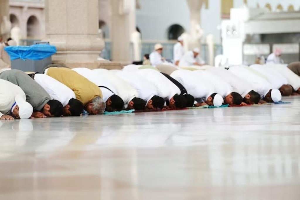 Jadwal Sholat Hari Ini di Kabupaten Garut, Selasa 12 Mei 2026