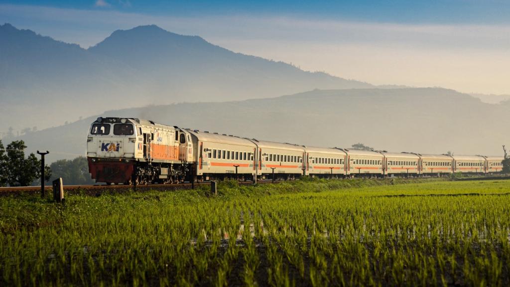 4 Kereta Api Jarak Jauh PSO Angkutan Lebaran 2025 di Daop Bandung Banyak Diminati Pelanggan