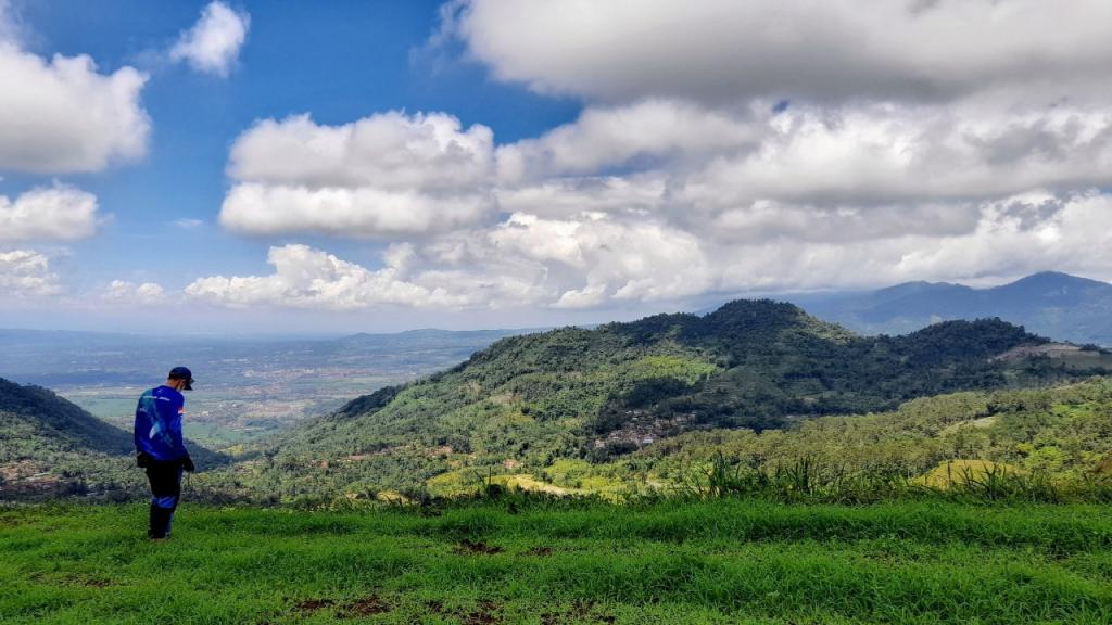 Akhir Pekan Tiba! Ini Rekomendasi Objek Wisata Hits di Tasikmalaya, dari Gunung hingga Pantai