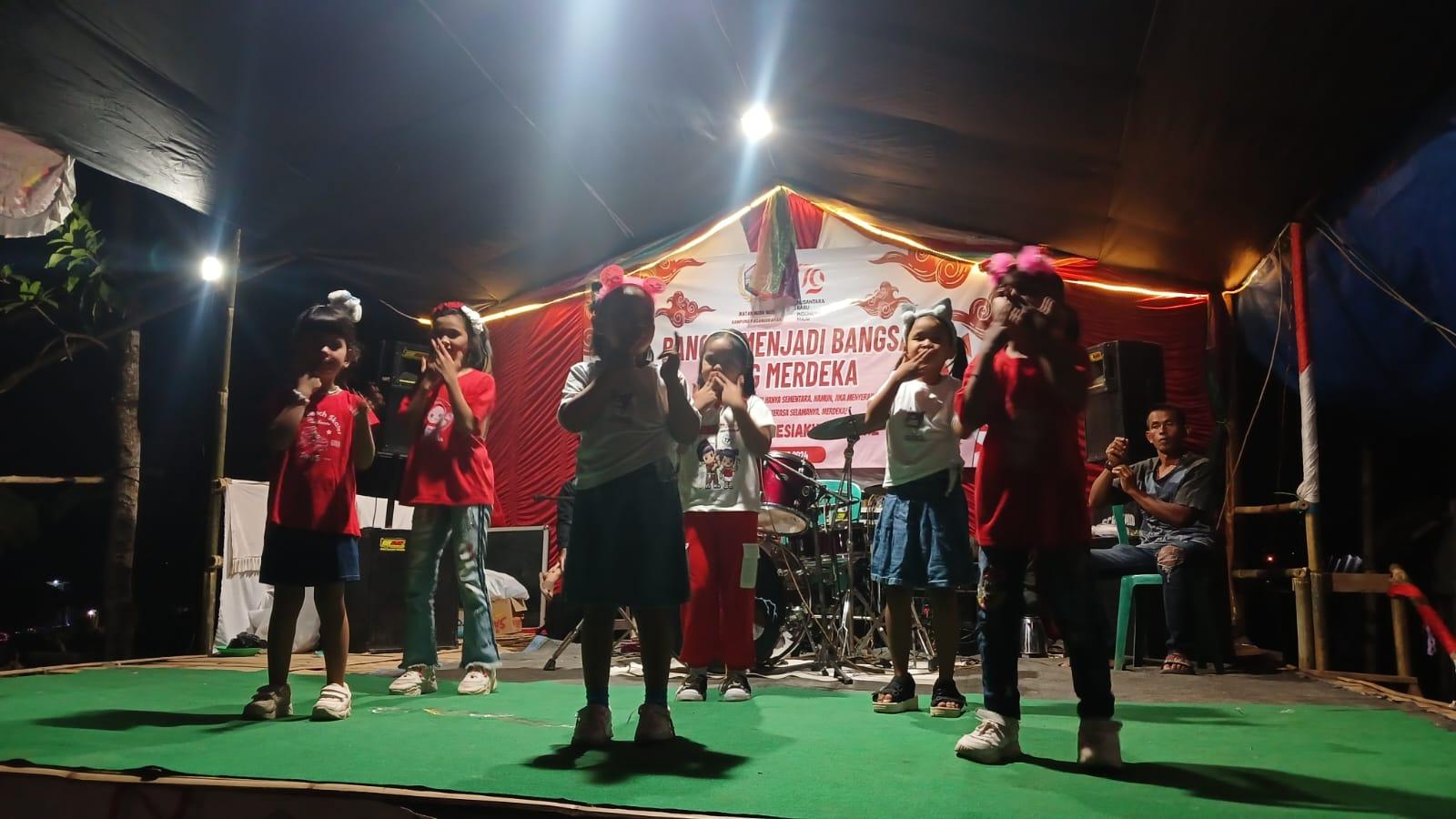 Anak-anak Kampung Pasanggrahan Tasikmalaya Ikuti Pentas Seni Semarakkan HUT Ke-79 RI