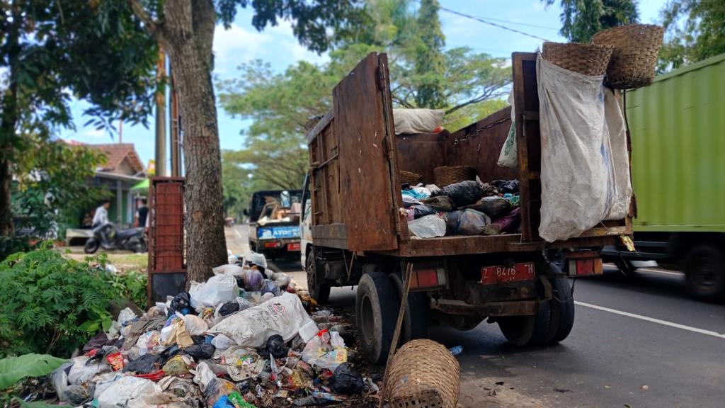 Anggaran Mobil Dinas Viman-Diky Dialihkan, Pemkot Tasikmalaya Beli Armada Sampah Baru