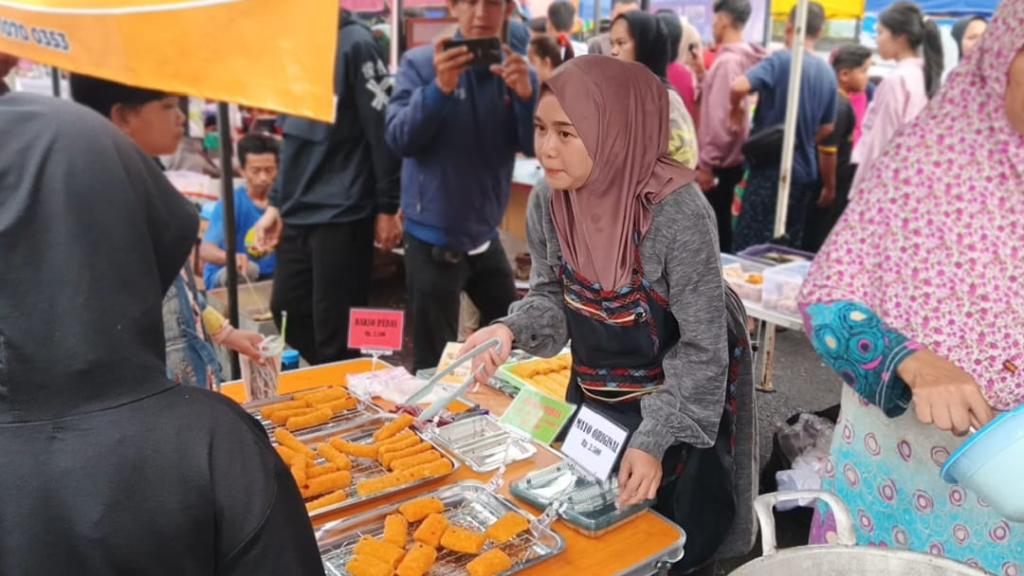 Bazar Ramadan di TMP Imbanagara Ciamis Kembali Meriah, UMKM Raup Omzet Jutaan Rupiah