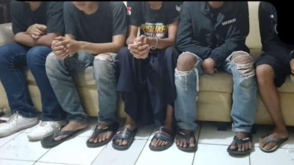 Berandalan Bermotor Keroyok Anggota Polisi di Cisayong Tasikmalaya, Gegara Tak Terima Ditegur Berkendara Ugal-ugalan