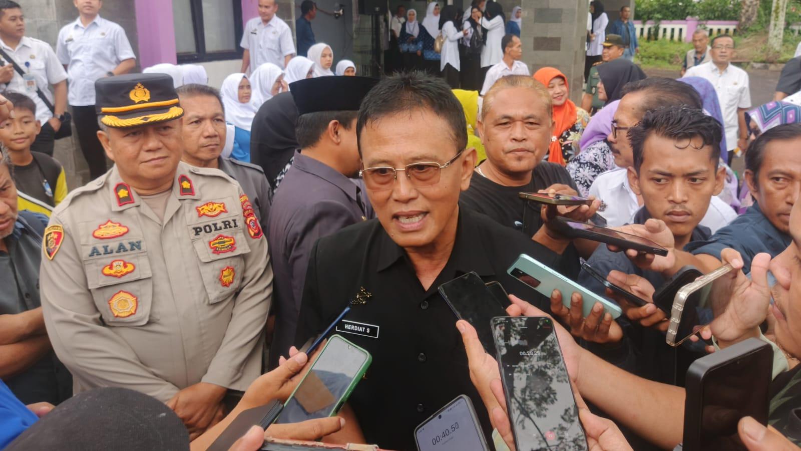 Bupati Herdiat Kritik Kepala KCD XIII karena Minimnya Komunikasi dan Koordinasi