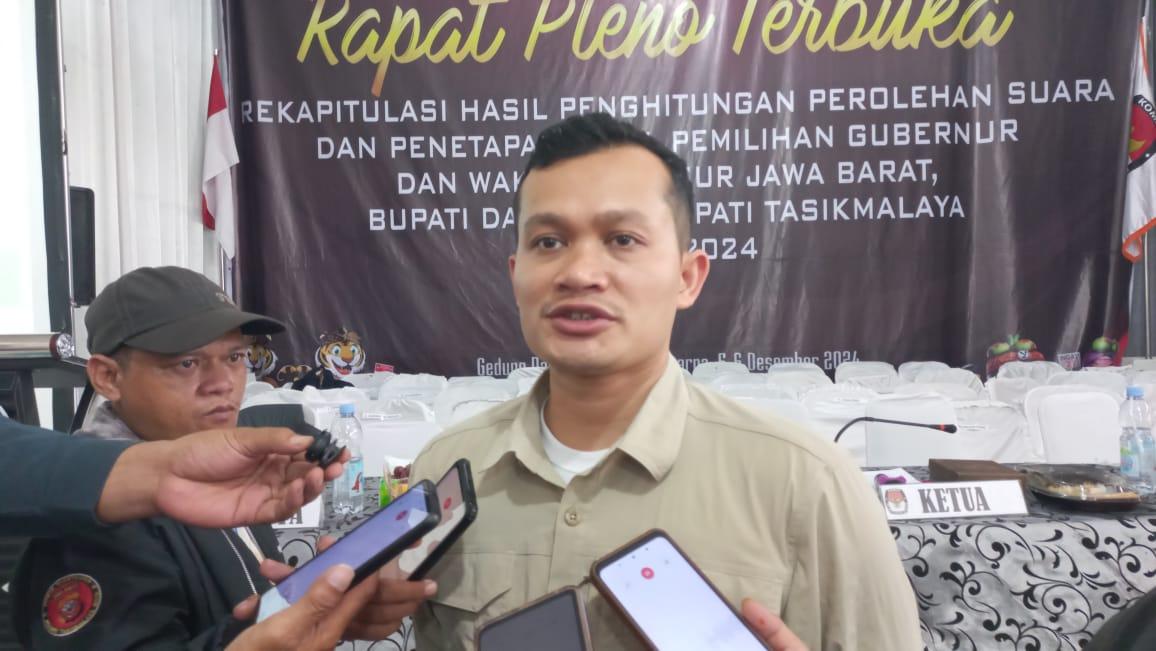 Bupati Petahana Tasikmalaya Unggul di Pilkada 2024, Saksi Paslon 01 dan 02 Tolak Tandatangani Hasil Pleno