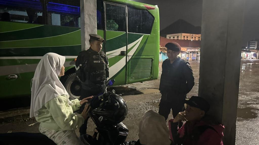 Cegah Aksi Premanisme, Polres Tasikmalaya Intensifkan Patroli Saat Libur Nataru di Terminal Singaparna