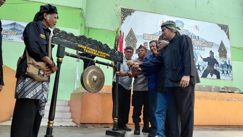 Diikuti 17 Perguruan, Pasanggiri Ibing Pencak Silat 2026 Se-Priangan Timur Resmi Dibuka di GOR Sukapura Tasikmalaya