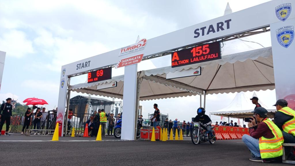 Melihat Keseruan Pertamax Turbo Drag Fest 2024 Putaran 2 di Lanud Wiriadinata Tasikmalaya
