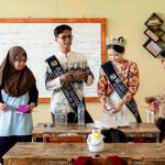 Gagas Program Nature Nurture Oriented, Moka Kabupaten Tasikmalaya Edukasi Siswa SMPN 1 Cigalontang Olah Sampah Jadi Karyakreatif