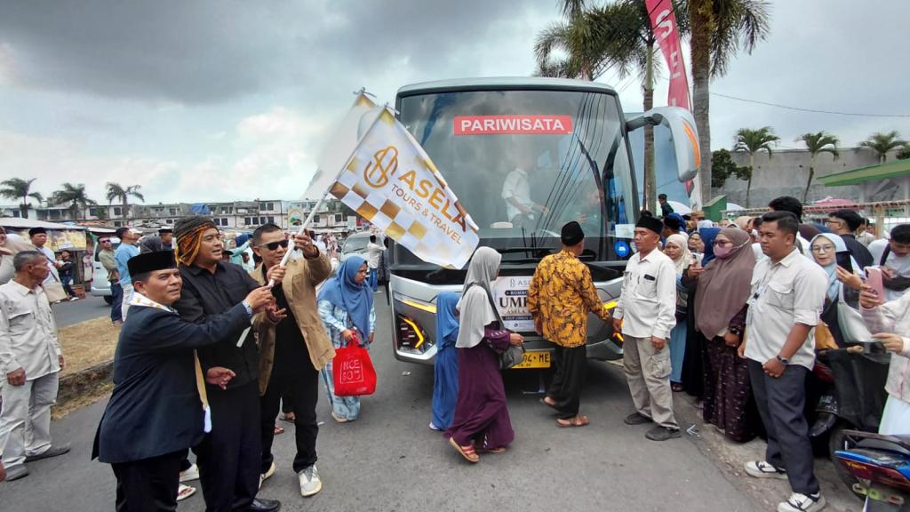 Gandeng KBIHU Baitul Hikmah, Asela Tour and Travel Berangkatkan 47 Jemaah Umrah ke Tanah Suci
