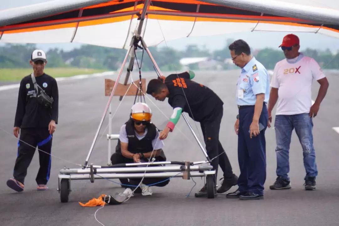 4 Atlet Gantole Tasikmalaya Jalani Latihan Intensif Jelang Kejuaraan Internasional dan Porprov Jabar 2025 di Lanud Wiriadinata