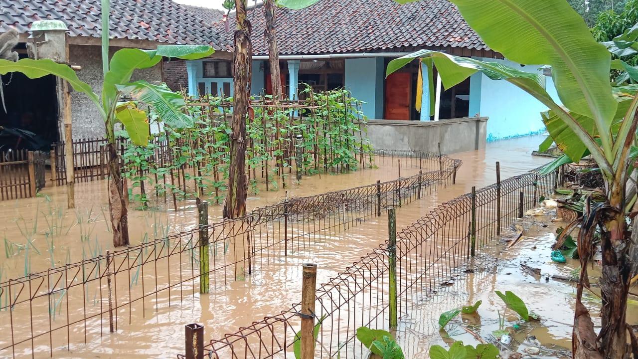 Hujan Seharian Picu 11 Bencana di Ciamis, BPBD Kerahkan Tim Darurat