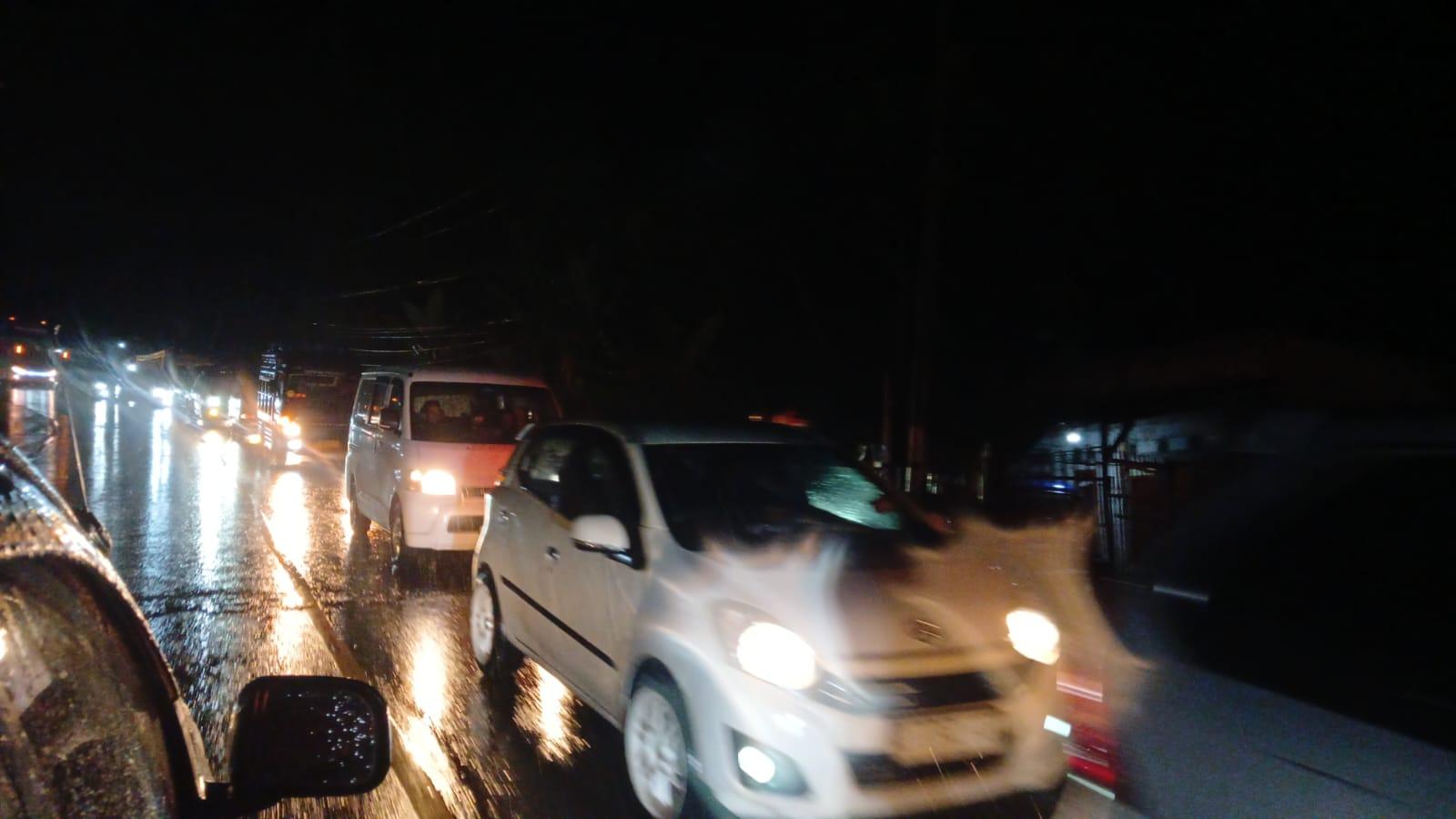 Puncak Arus Mudik Lebaran 2025 di Jalur Gentong Tasikmalaya Diprediksi Terjadi Malam Ini, Pemudik Diminta Waspada karena Jalanan Licin Diguyur Hujan