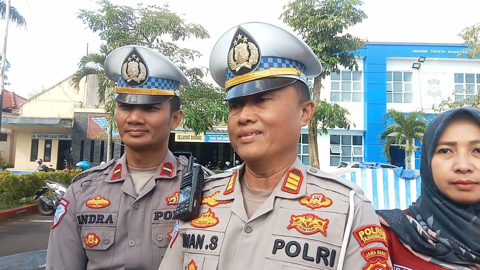 Kasat Lantas Polres Tasikmalaya: Kecelakaan di Cikalong Libatkan Personel Dewa 19, Diselesaikan Secara Kekeluargaan