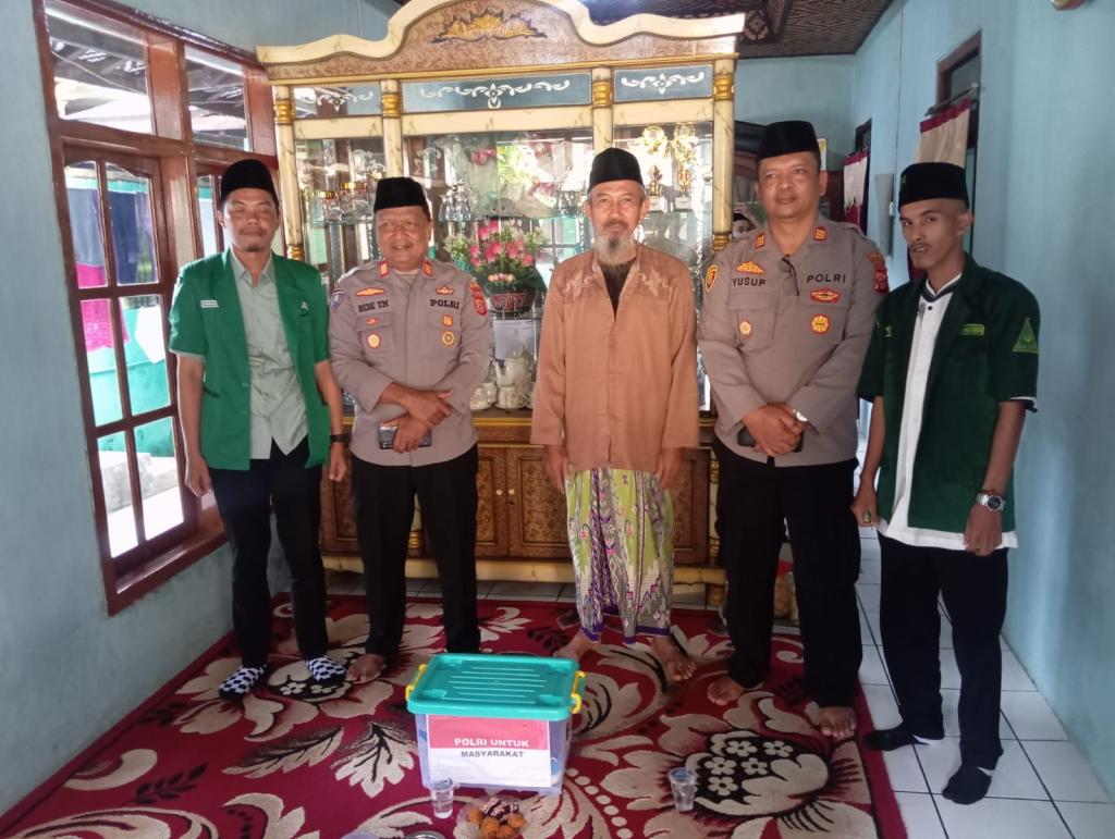 Polres Tasikmalaya Kota Jalin Kedekatan dengan Ulama Lewat Safari Pondok Pesantren di Kawalu