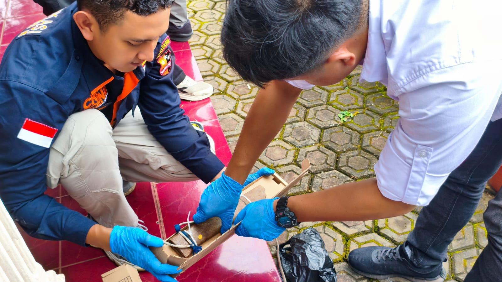 BREAKING NEWS! Pria di Jamanis Tasikmalaya Ditemukan Tewas dengan Luka Gorok di Leher, Polisi Masih Melakukan Olah TKP