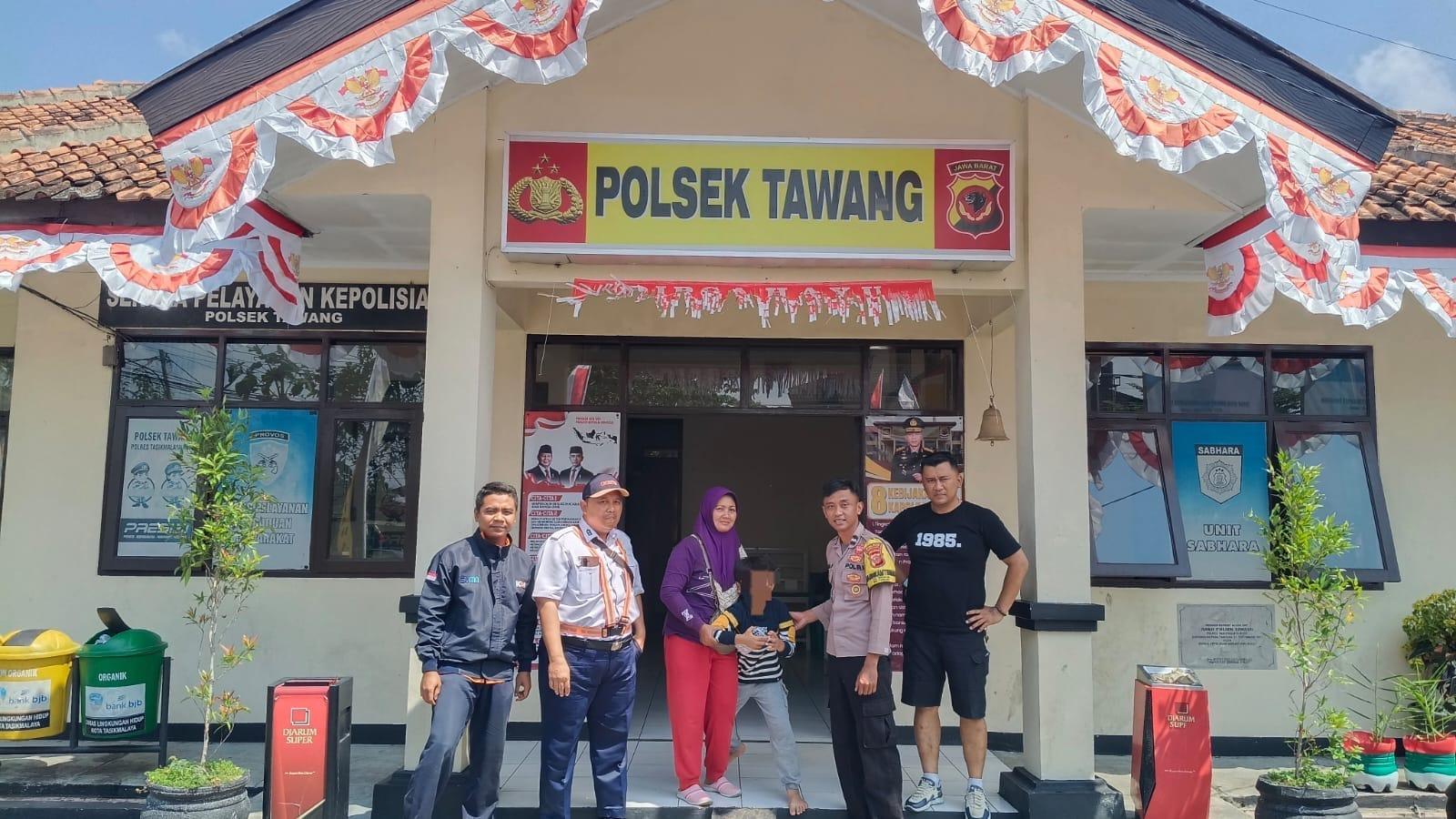 Gerak Cepat! Petugas KAI dan TNI-Polri Selamatkan Anak Tunarungu-Tunawicara yang Masuk Jalur Kereta di Tasikmalaya