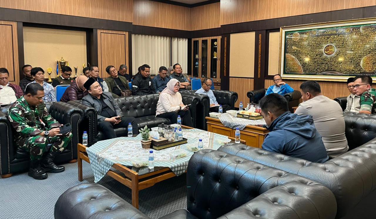 Mendagri Gelar Rapat Virtual Tekankan Pemda Kurangi Seremonial, Wali Kota Tasikmalaya Ajak Jaga Kondusivitas Wilayah