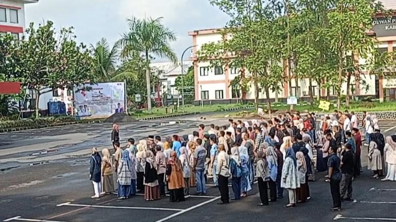 ASN Pemkab Tasikmalaya Gunakan Pakaian Bebas saat Apel Rutin untuk Antisipasi Dampak Unjuk Rasa