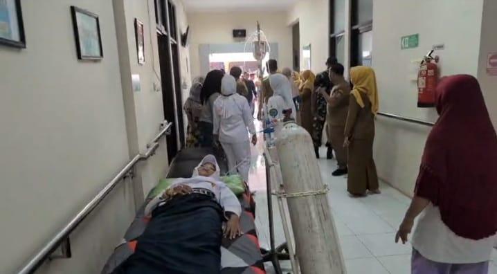 Puluhan Siswa SMPN 4 Pamarican Diduga Keracunan Usai Santap MBG, Ayam Bau Jadi Sorotan