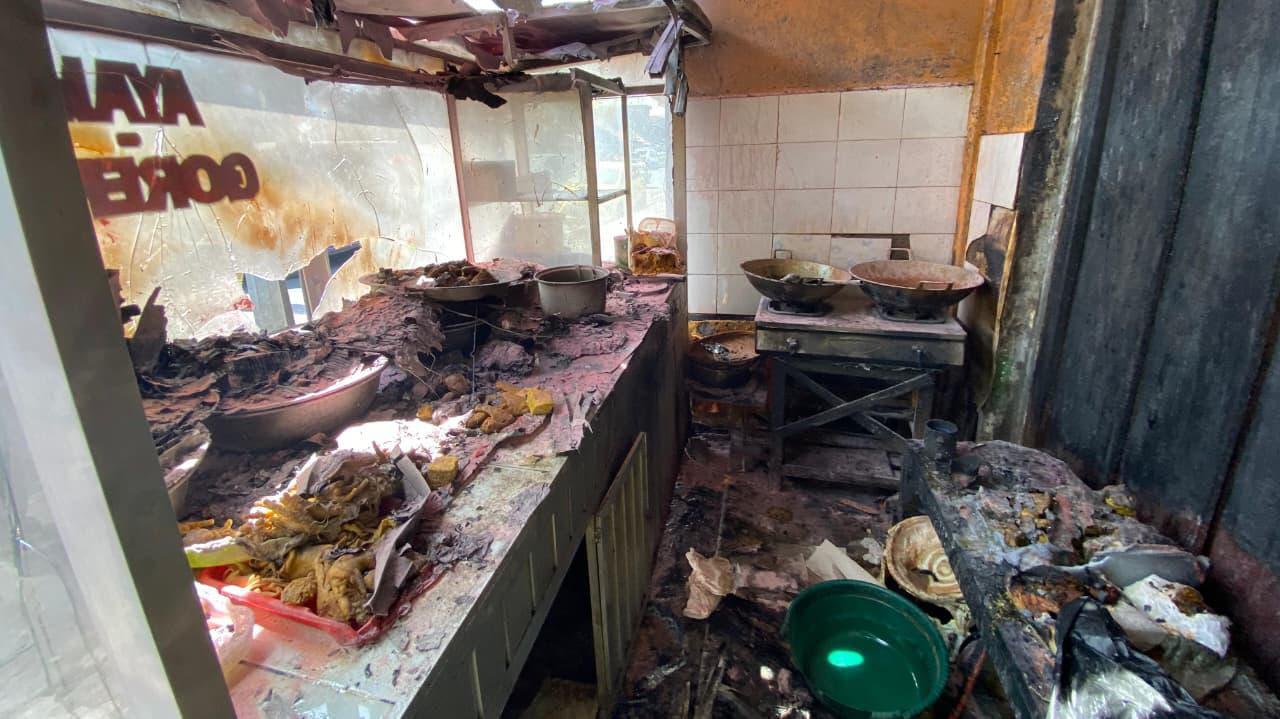 Warung Ayam Goreng di Indihiang Terbakar, Diduga Akibat Kebocoran Gas