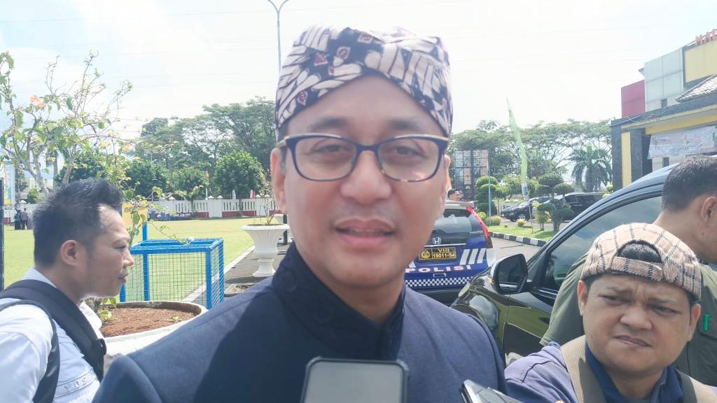 Bupati Tasikmalaya Respons Gubernur Jabar soal Sekolah Rusak: “Tidak Adil Jika Semua Dibebankan ke Saya”