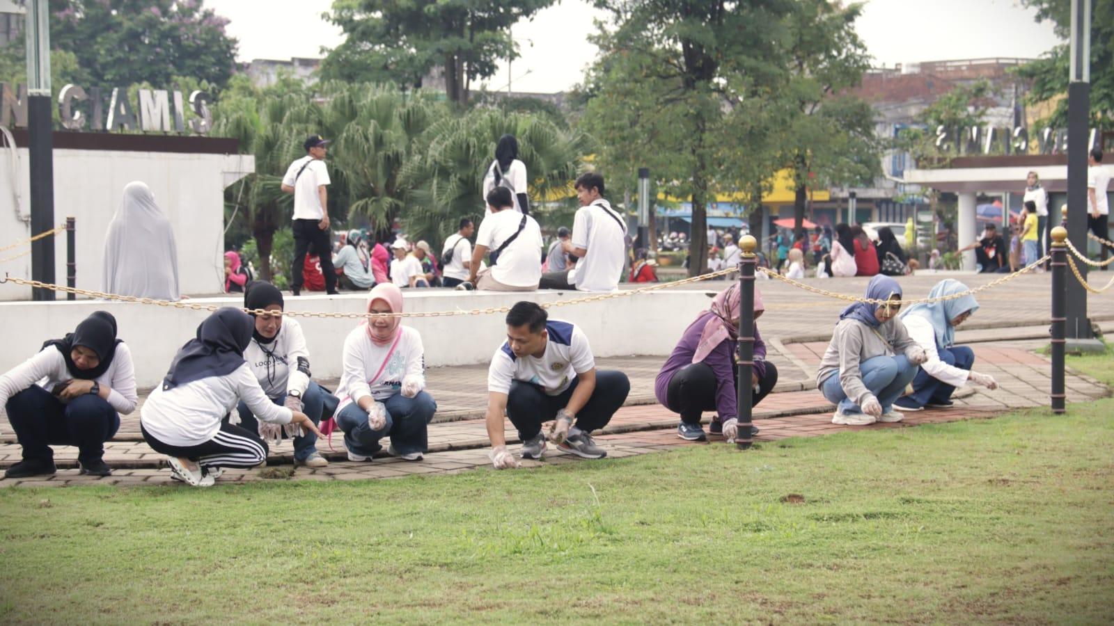 Pemkab Ciamis Gelar Aksi Nyata Bersih Sampah, Bupati Herdiat: Jadikan Kebersihan Sebagai Budaya Hidup