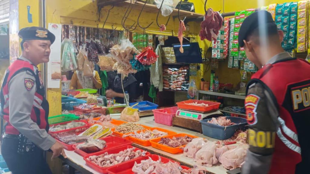 Polres Ciamis Intensif Awasi Harga dan Stok Bahan Pokok, Cegah Kecurangan di Pasar Imbanagara Raya