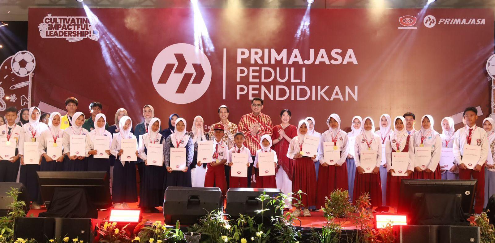 Primajasa Gelontorkan Beasiswa Rp 1,4 Miliar untuk 532 Pelajar dan Mahasiswa Priangan Timur