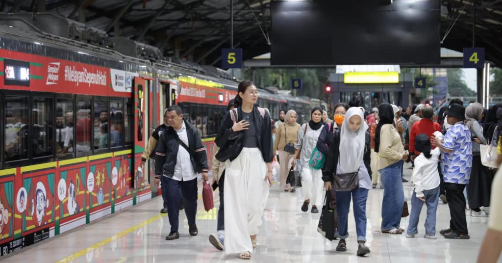 Libur Nataru 2025/2026, Penumpang Kereta Api di Daop 2 Bandung Tembus 29 Ribu dalam Dua Hari