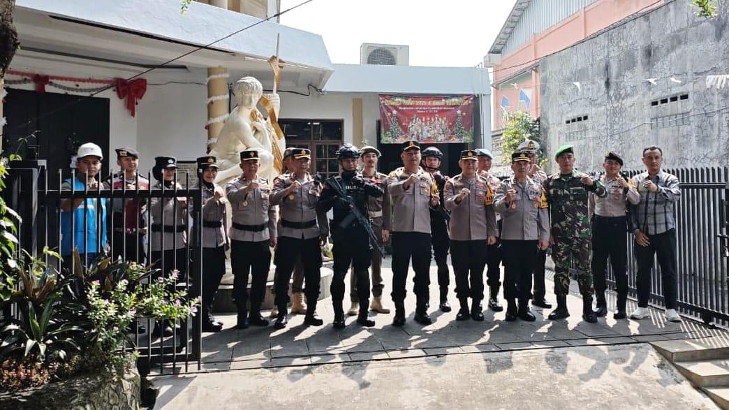 Pengamanan Ketat dan Humanis, Polres Ciamis Pastikan Ibadah Natal 2025 Berjalan Aman dan Khidmat
