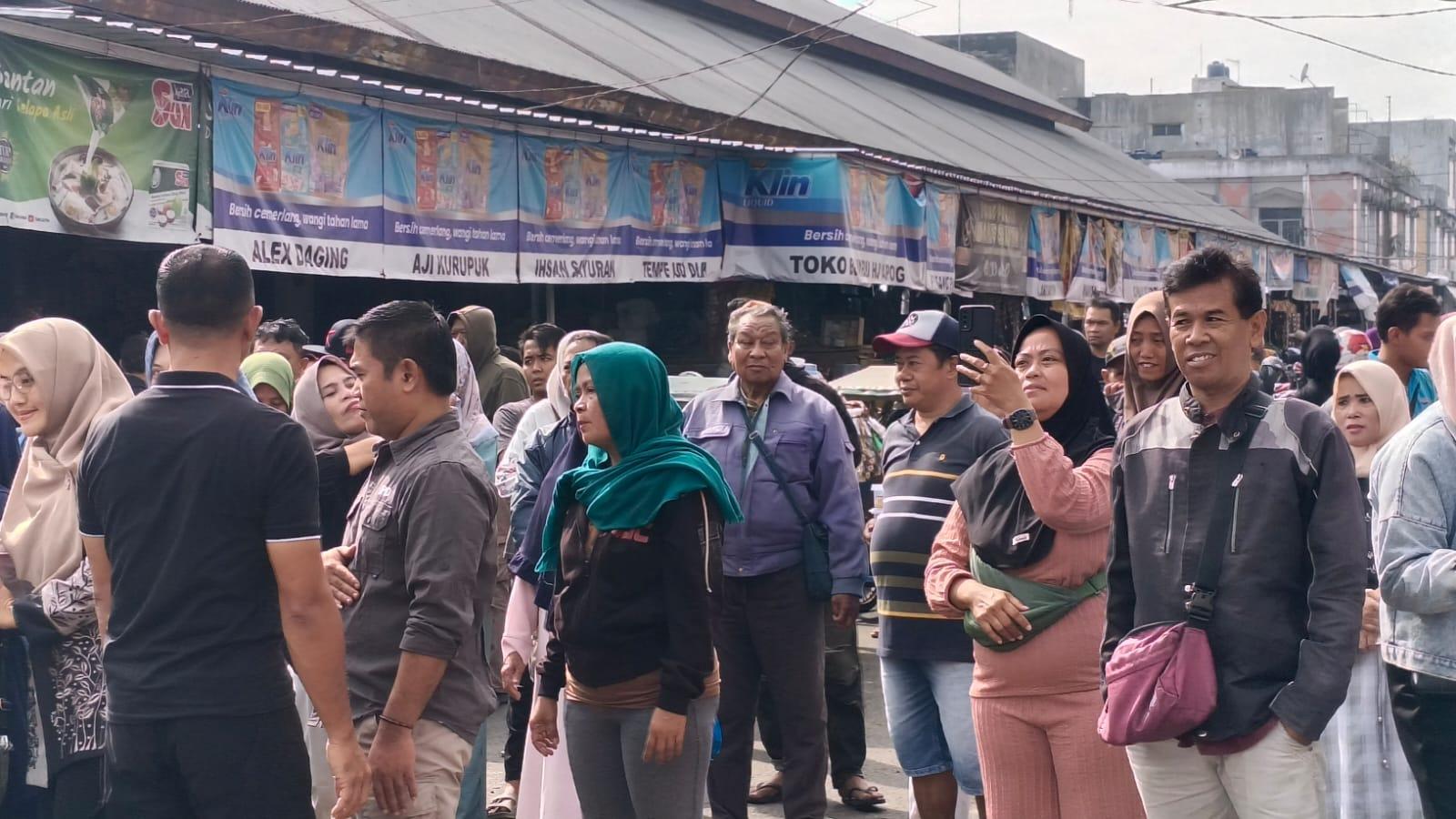 Pedagang Pasar Cikurubuk Sambut Kunjungan Wapres Gibran, Harapkan Harga Stabil dan Pasar Kembali Ramai