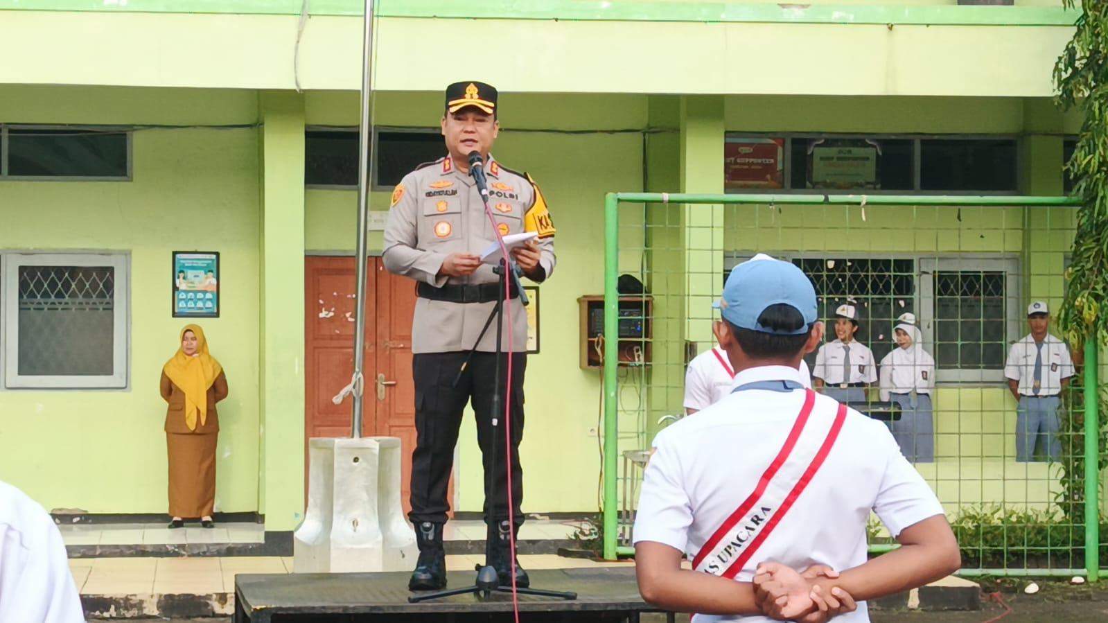 Kapolres Ciamis Jadi Inspektur Upacara di SMA Negeri 1, Tekankan Disiplin dan Nilai Panca Waluya