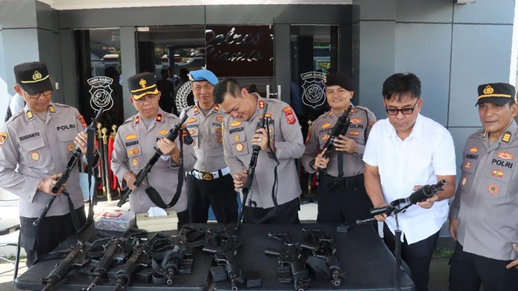 Pastikan Aman dan Terkontrol, Polres Ciamis Periksa 25 Senjata Api Milik Personel