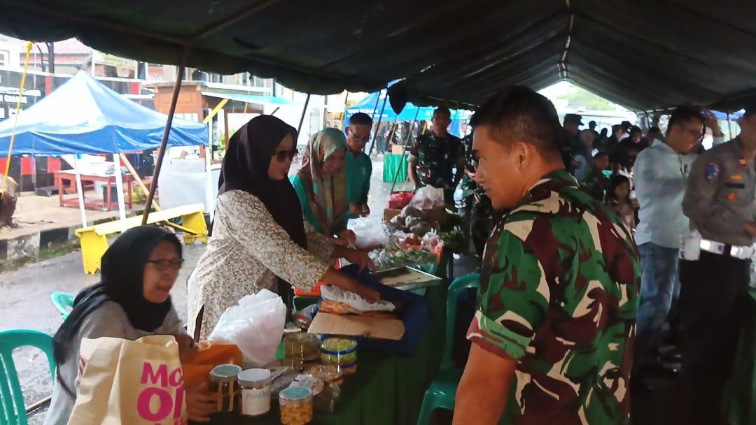 Kodim 0613 Ciamis Gelar Bazar Pekan Ramadan, Warga Antusias Berburu Sembako Meski Diguyur Hujan