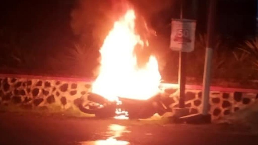 Motor Scoopy Terbakar Saat Melaju di Cijeungjing Ciamis, Satu Penumpang Luka Ringan