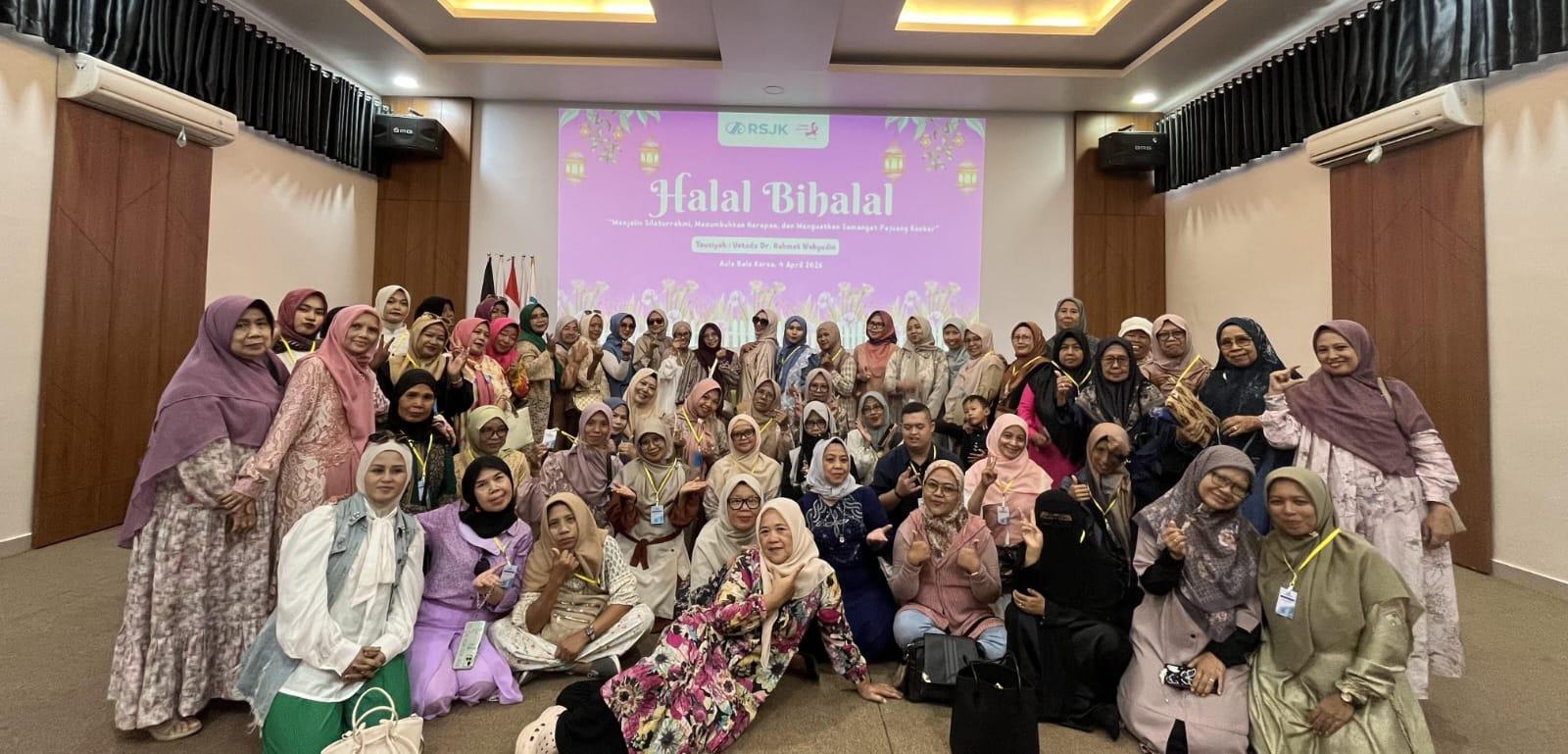 Perkuat Semangat Pejuang Kanker, Yayasan Pita Pink Tasikmalaya Gelar Halal Bihalal di RS Jasa Kartini