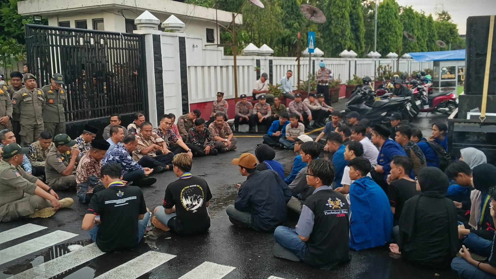 Beri Raport Merah, PC PMII Kota Tasikmalaya Desak DPRD Gunakan Hak Interpelasi Terhadap Wali Kota