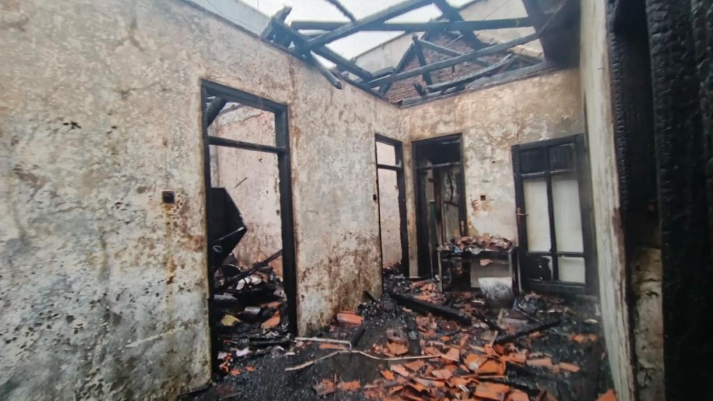 Rumah di Lingkar Dadaha Tasikmalaya Ludes Terbakar, Api Diduga Berasal dari Area Dapur