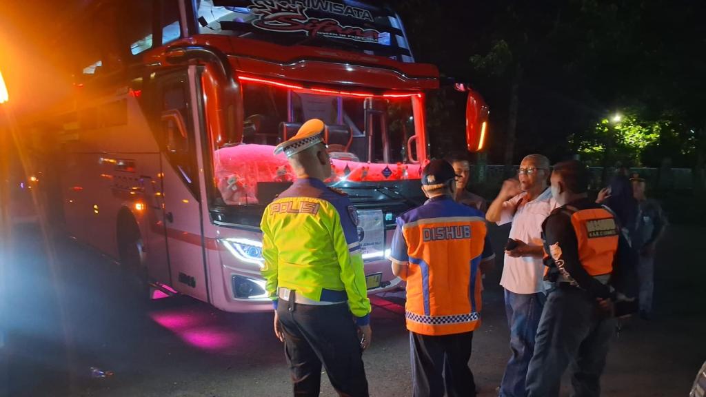 Jelang Keberangkatan Jemaah Haji, Satlantas Polres Ciamis Lakukan Rampcheck Ketat Bus
