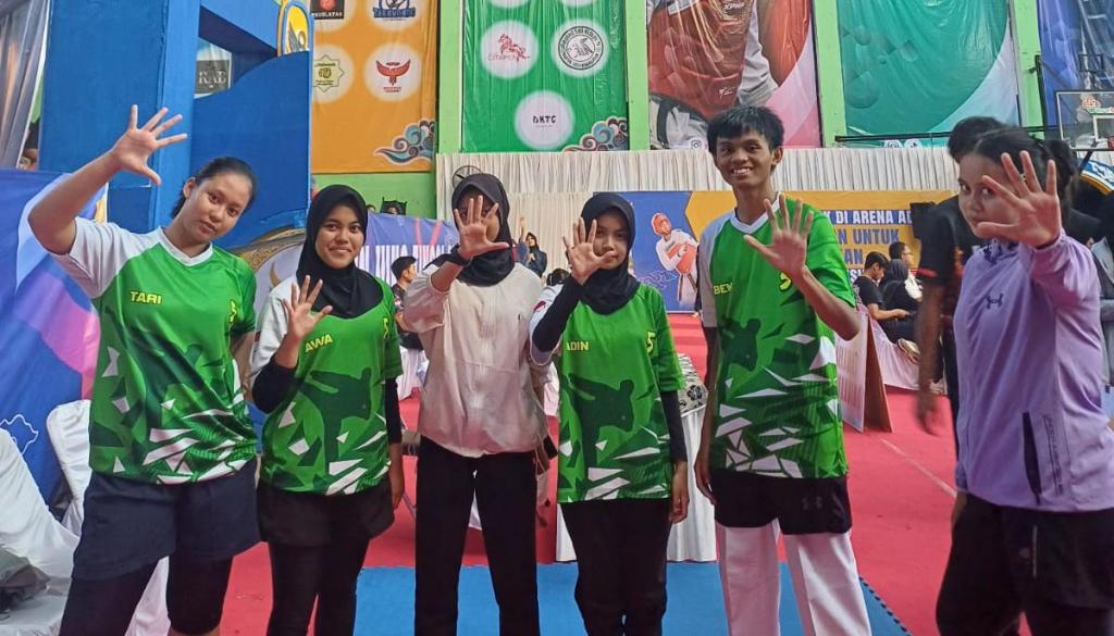 Enam Atlet Taekwondo SMAN 5 Tasikmalaya Siap Bertarung di Kejuaraan Nasional Tasik Open 9