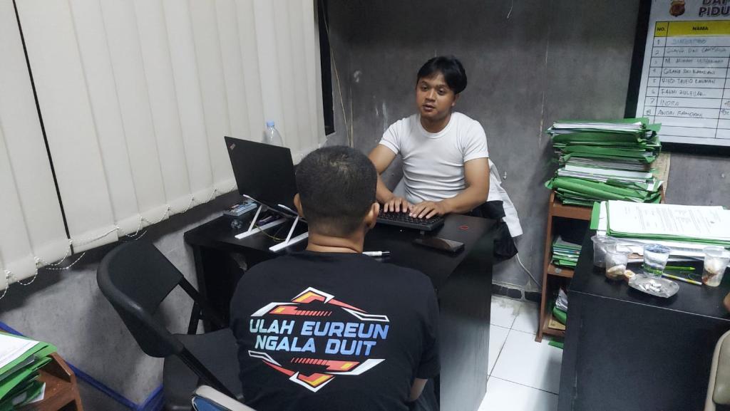 Polisi Amankan Kurir Inisial D, Pelaku Penyiraman Air Keras di Gudang Konveksi Manonjaya