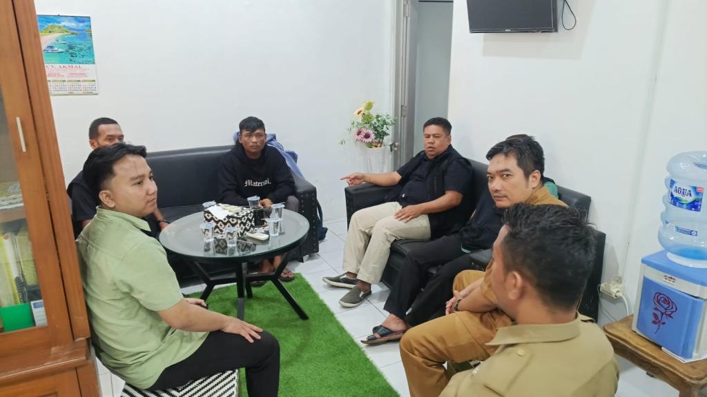 Pemuda Tasikmalaya Diduga Telantar di Papua Usai Tergiur Loker di Facebook, Keluarga Minta Bantuan Disnaker
